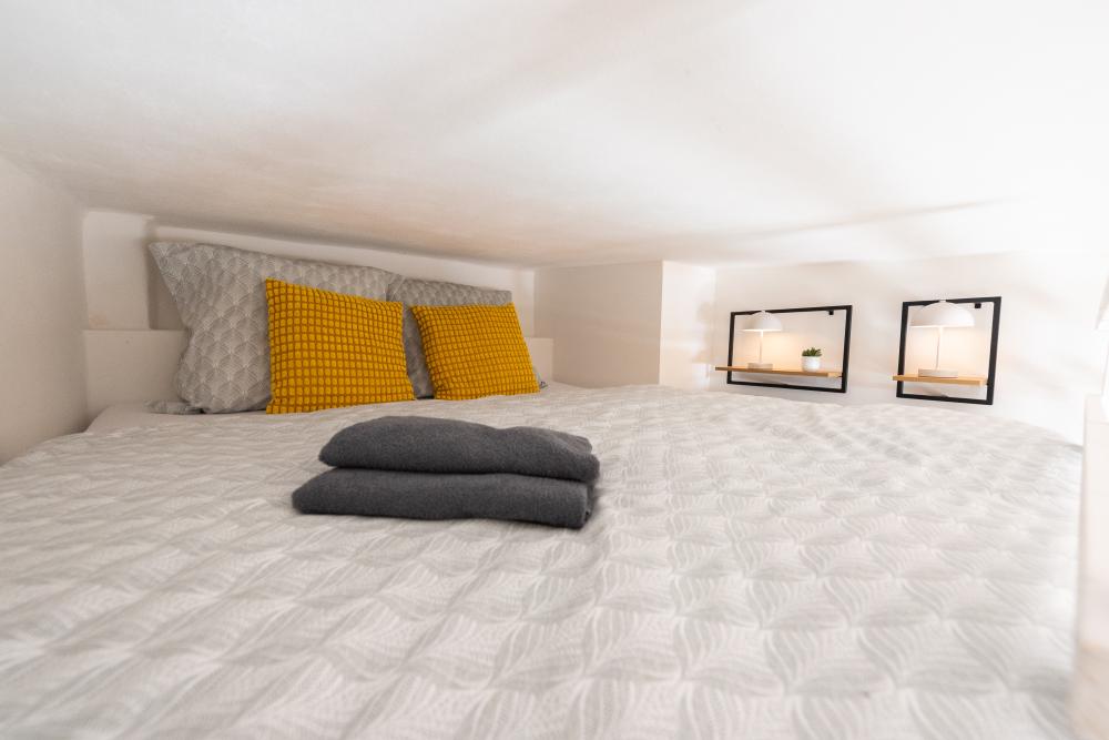 DI - Goose Apartment