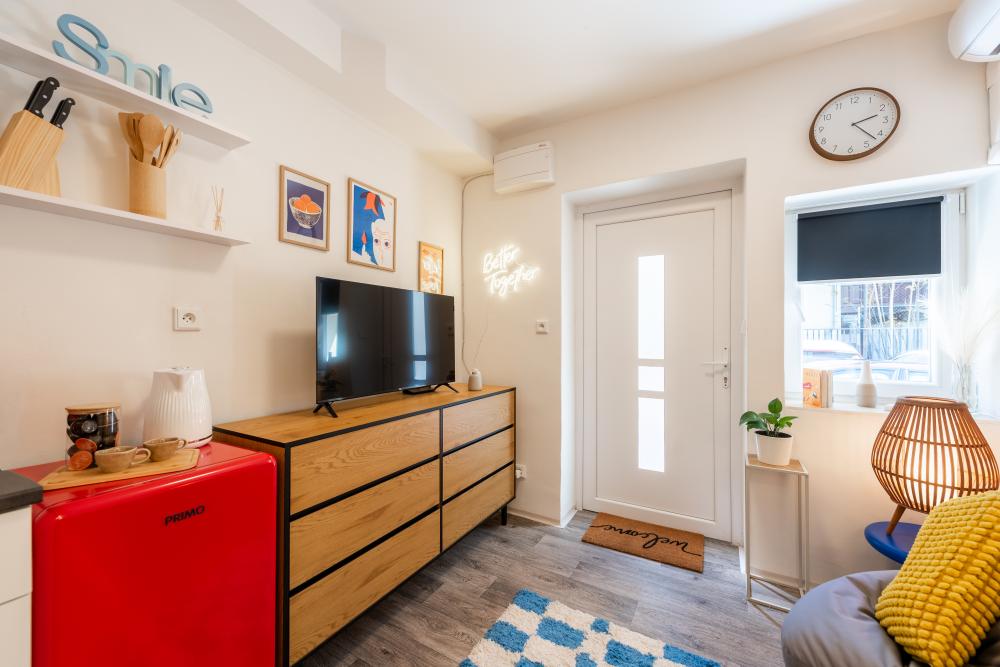DI - Goose Apartment